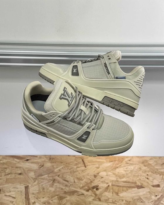 Adidasi Louis Vuitton Trainer Premium