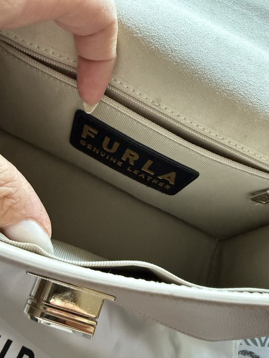 Geanta de umar Furla