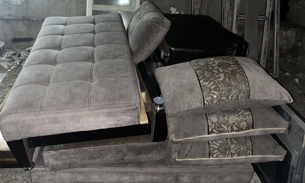 Пролам диван Б/У