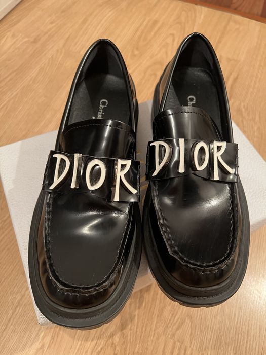 Лоферы женские.