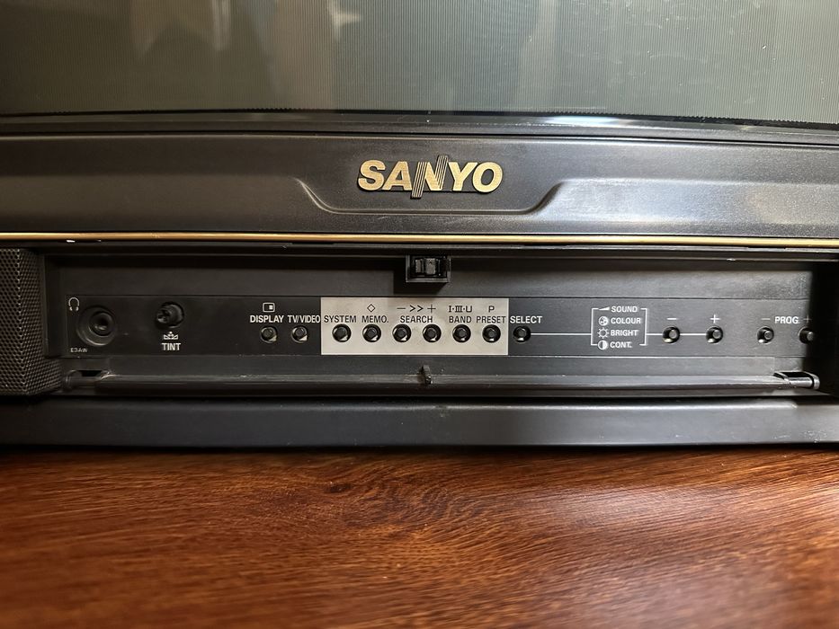 Tелевизор SANYO cem2143c (Japan)