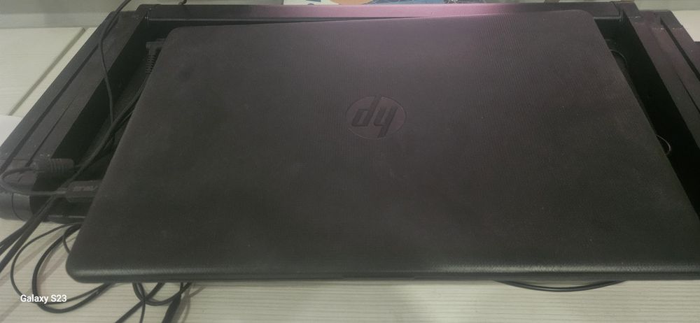 Ноутбук  HP все работает