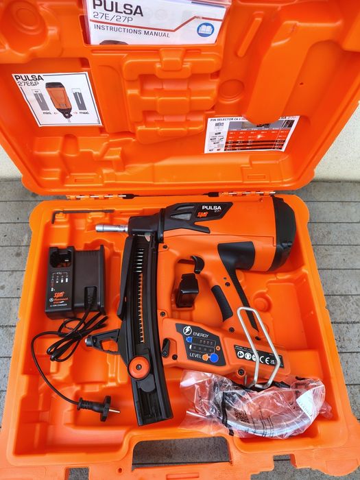 Pistol cuie beton spit pulsa 27p. Impecabil. An 2025
