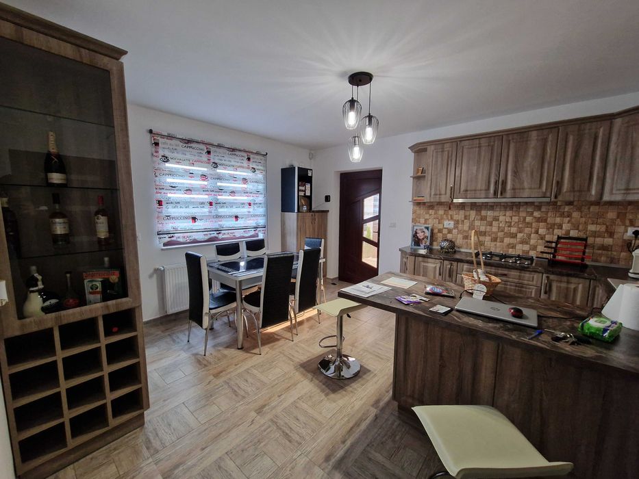 Casa Suceava, Strada Aeroportului, Salcea ,Plopeni