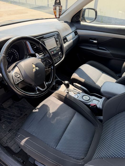 Mitsubishi Outlander 2017