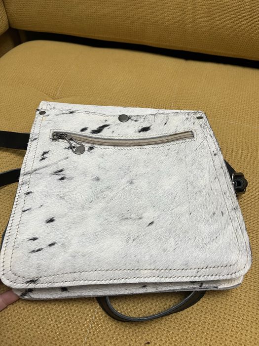 Сумки из кожи коровы