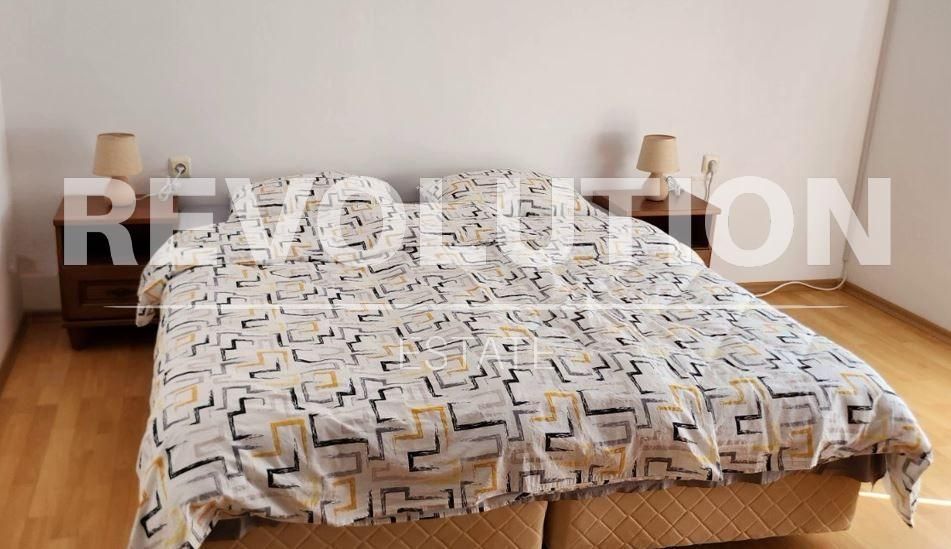 Двустаен апартамент в района на м-т Ален мак!