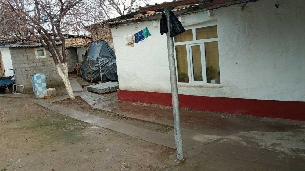 Уй сотилади  2,5 соток, 3-хона