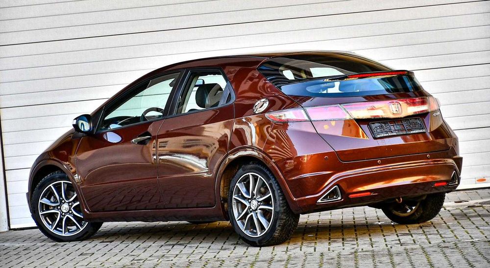 - Honda Civic, 1.8 Vtec, Benzina, 140 CP, Euro 5 -