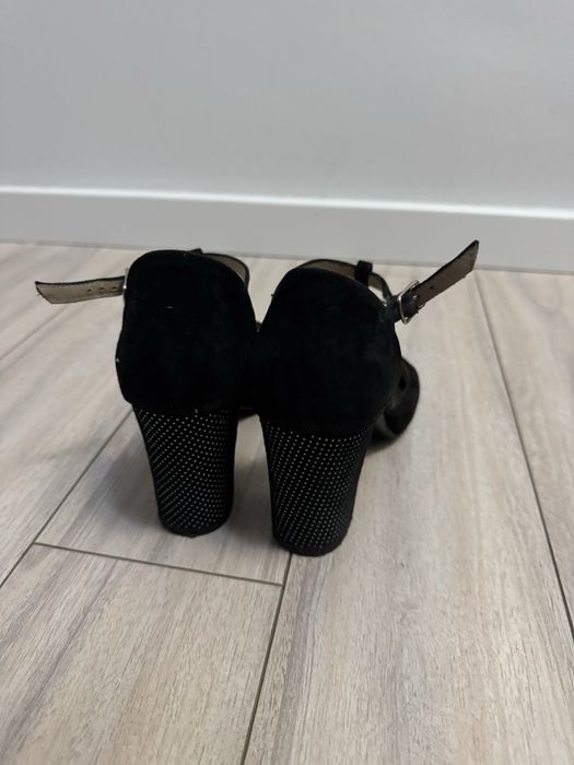 Sandale piele naturala, marimea 37