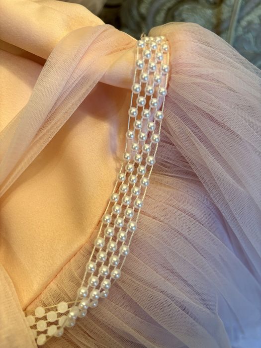 Платье для девочки праздничное