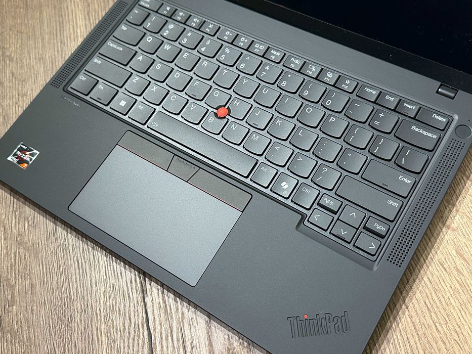 Laptop Lenovo ThinkPad P14s Gen 5 14-inch AMD Ryzen 7 32GB Ram 1TB SSD Win11 Nou 3 Ani Garantie Firma Factura ALIENSTORE