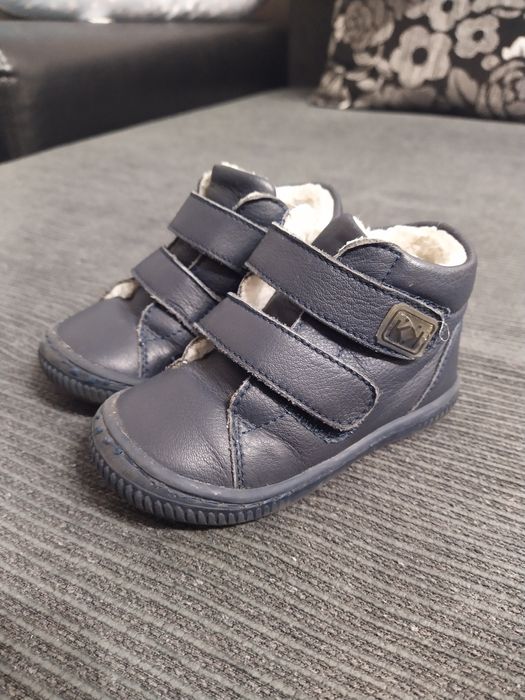 Зимни боти Колев и Колев