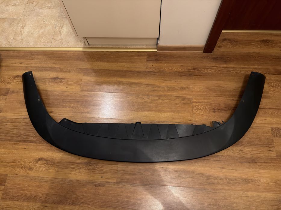 Лип за предна броня Passat B6 / добавка