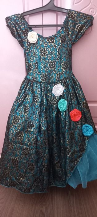 Продам красивое платье