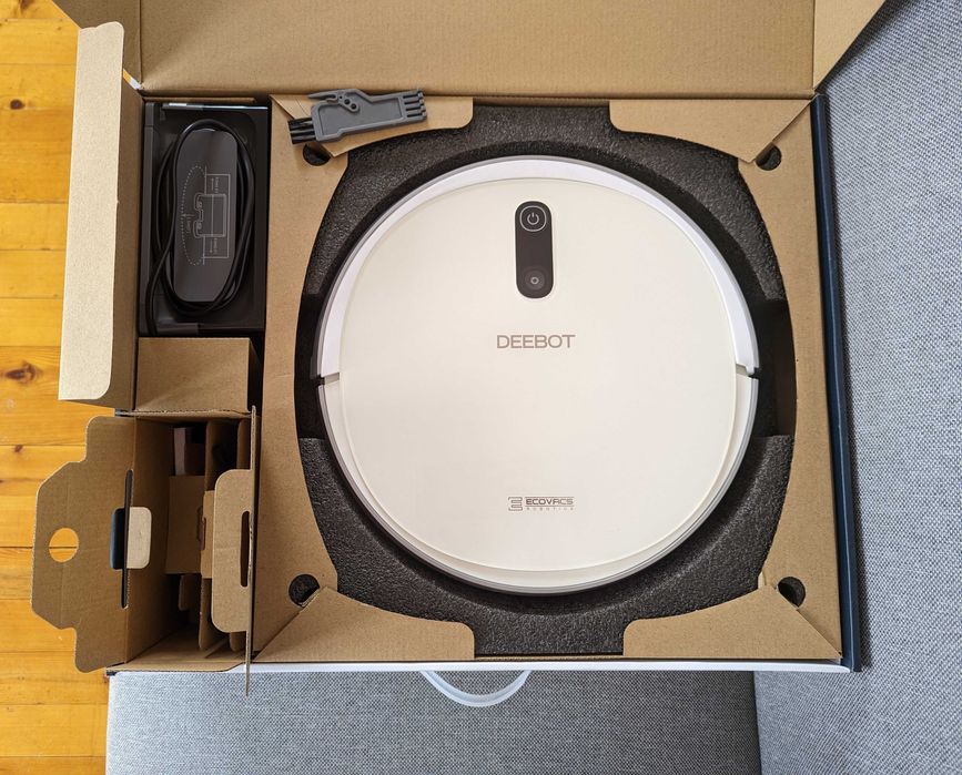 Робот прахосмукачка Ecovacs DEEBOT 710