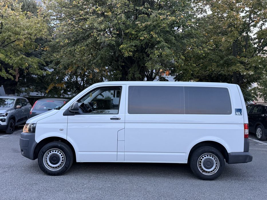 VOLKSWAGEN Transporter 2011 — imagine 3