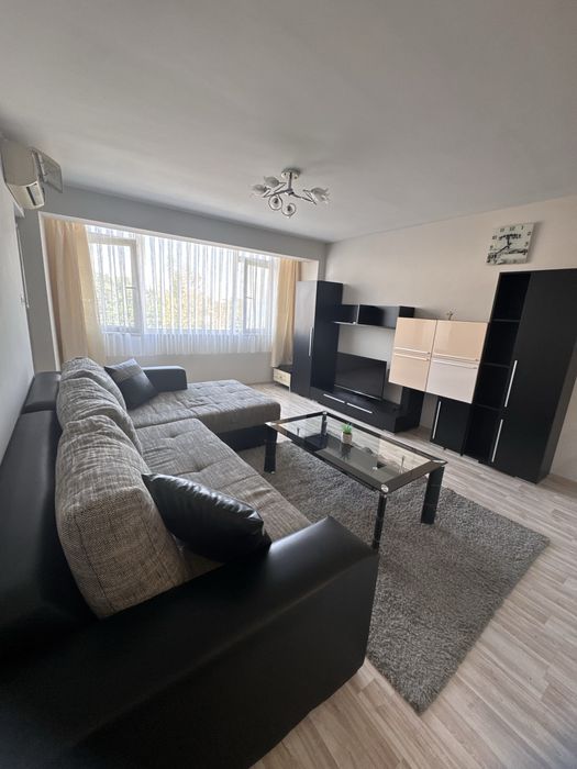 Дава се под наем Двустаен апартамент в Асеновград - 70 кв.м за 331.5 € - Снимка #1