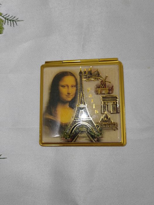 Oglinda cosmetica eleganta vintage Paris