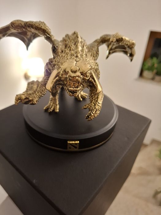 Dota 2 - The International 2020 TI10 Gold Baby Roshan