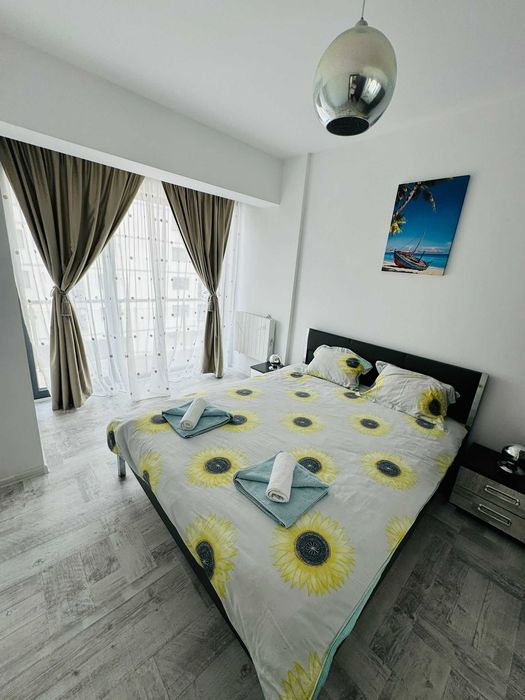 Apartamente 3 camere lux regim hotelier/pe zi Mamaia Nord/Loft langa plaja De Silva Residence cu parcare
