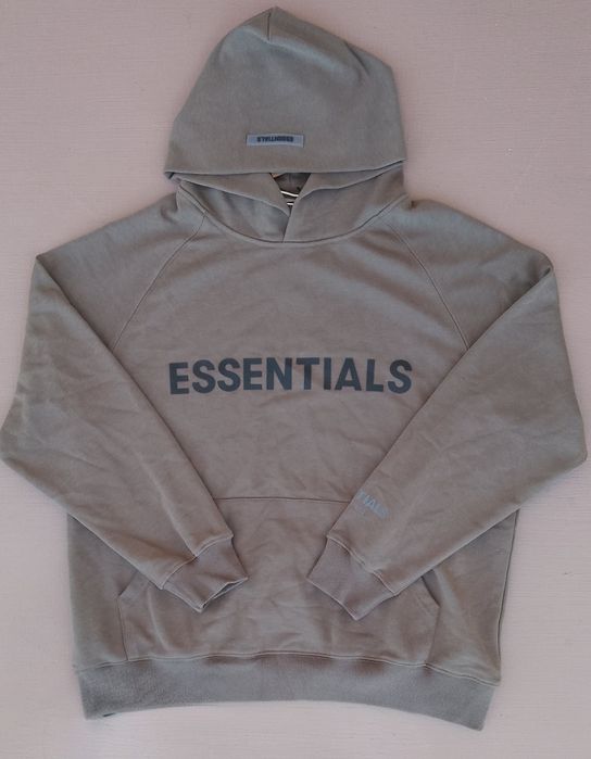 Essentials комплекти