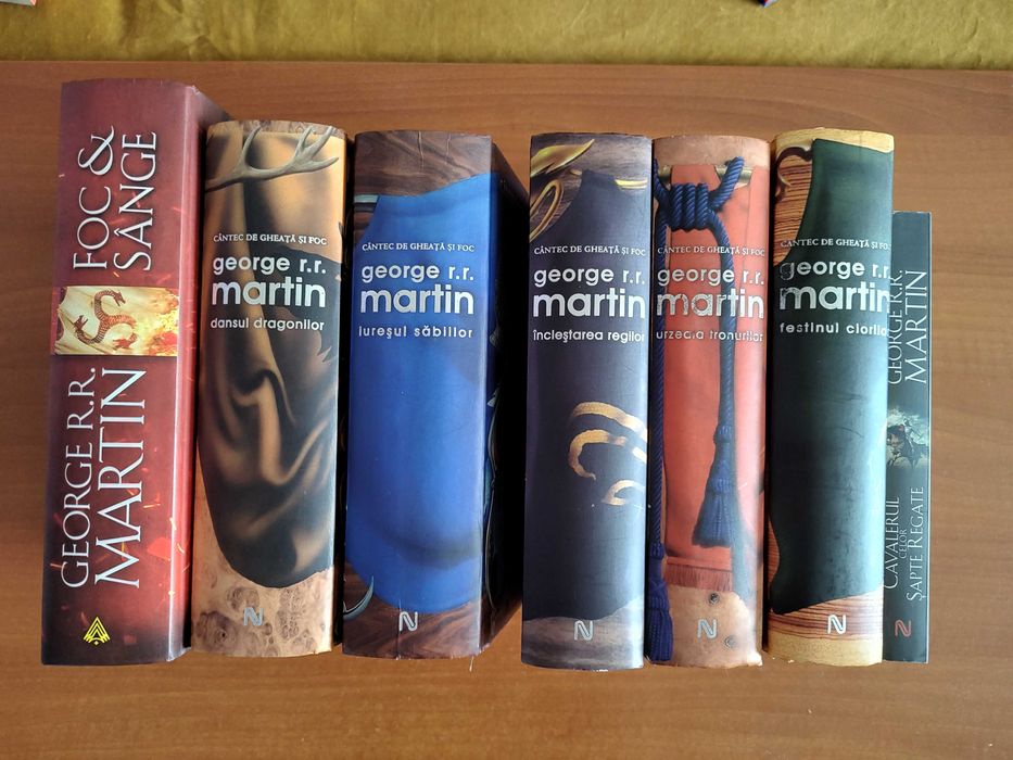 George R R Martin – seria Lumea de gheata si foc (9 titluri hardcover)
