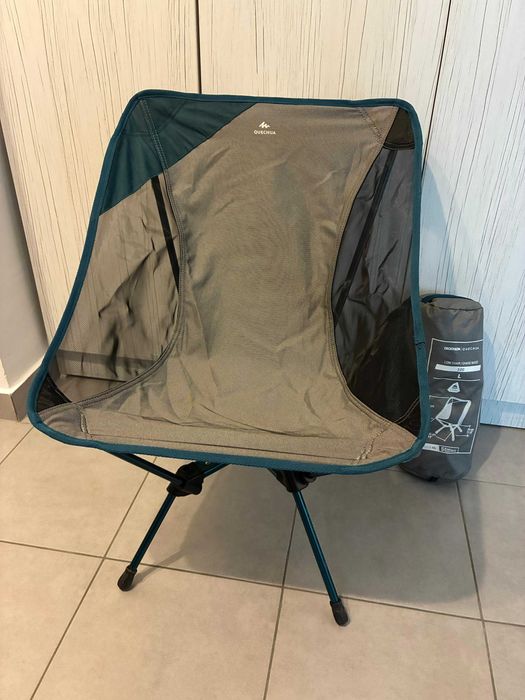 Scaun camping pliabil si compact Decathlon