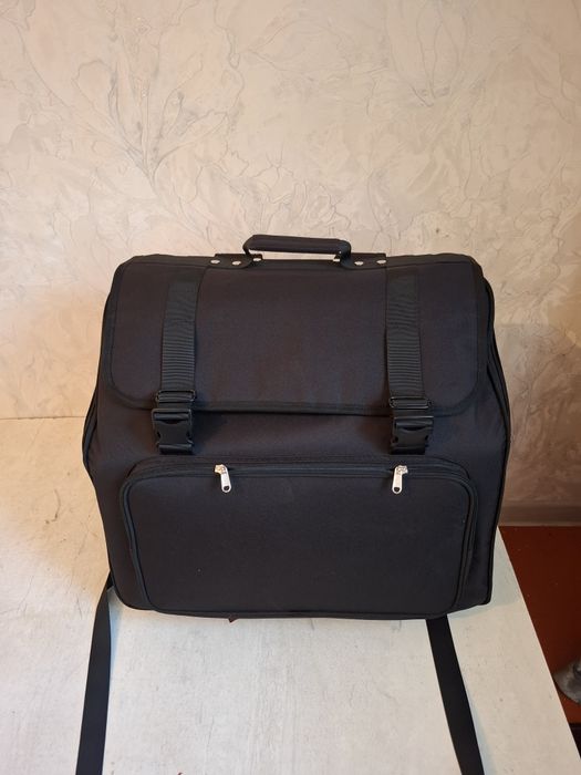 Продаётся баян Орфей