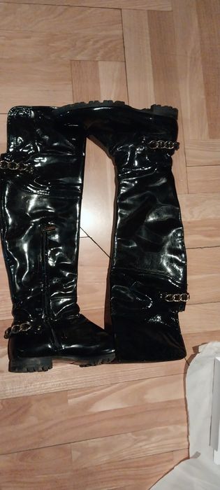 Обувь женская из кожи