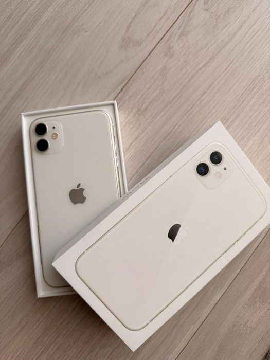Vand Iphone 11, 128 GB (75% baterie)
