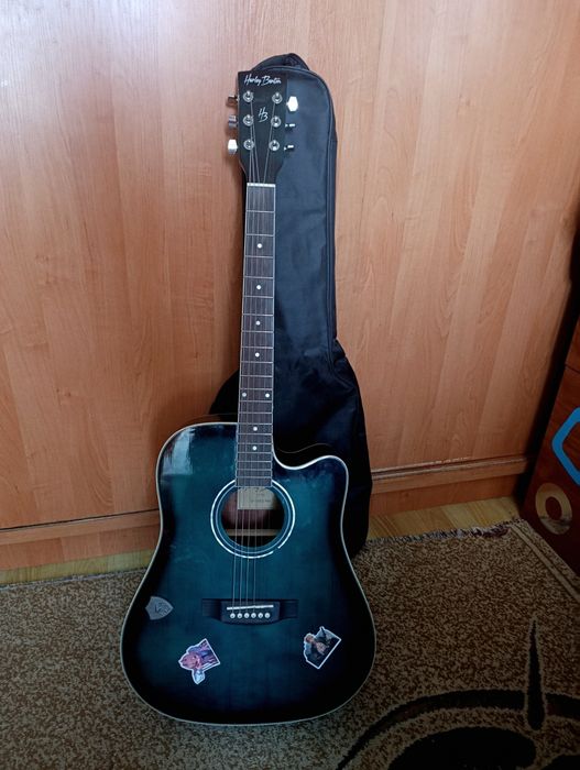 Продам электроакустическую гитару Harley Benton