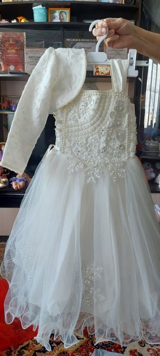 Платья для девочки 300тнг.