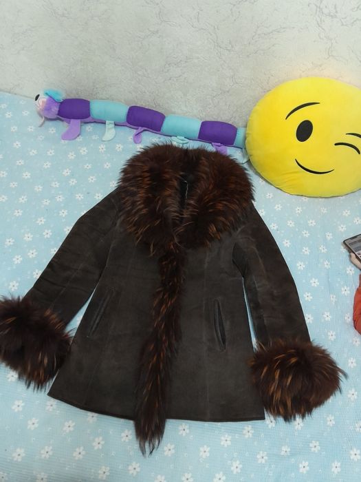 Дублёнка 48 размер женская коричневого цвета