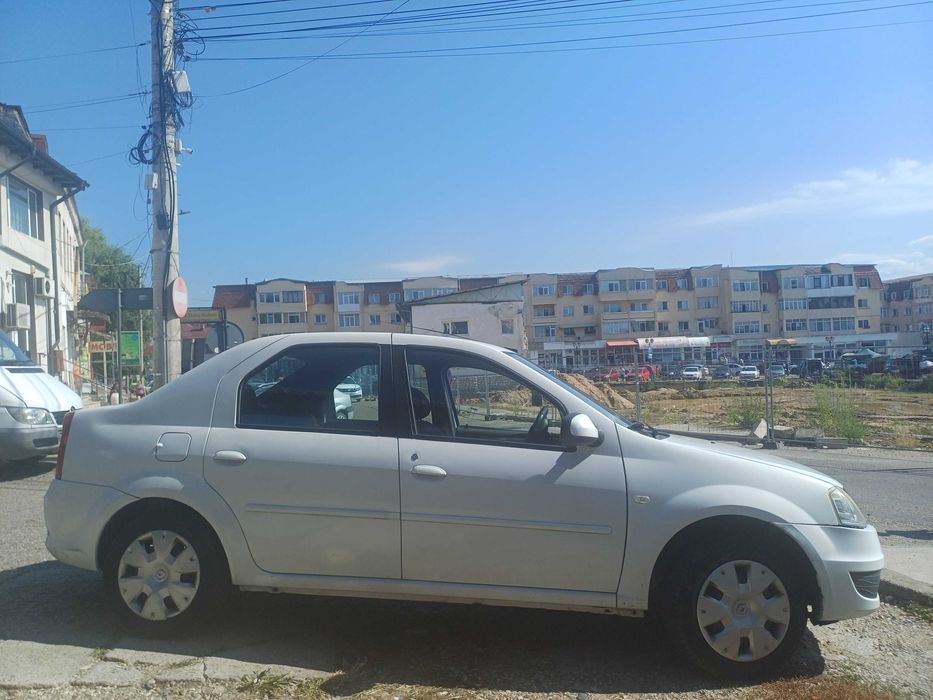 Dacia Logan benzină!
