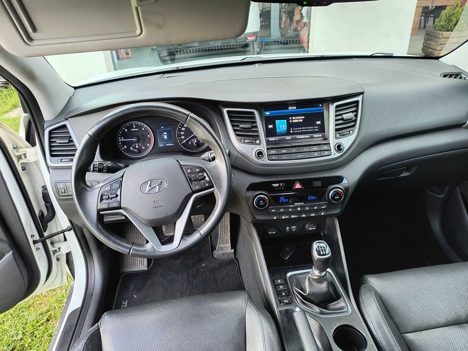 Vând Hyundai Tucson 1,7 crdi