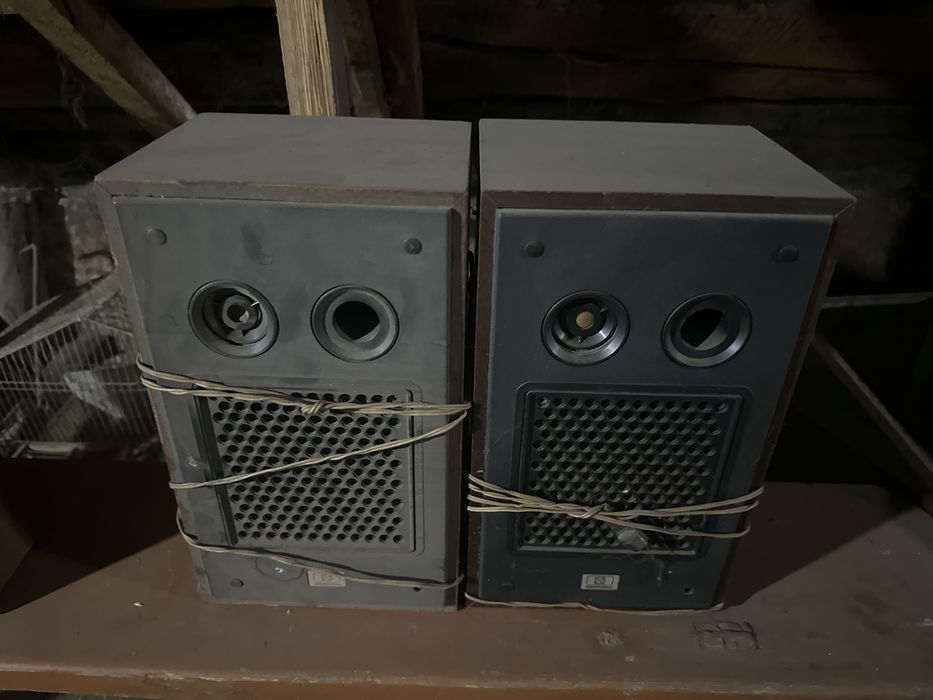 Стариные музыкальный проигрыватель