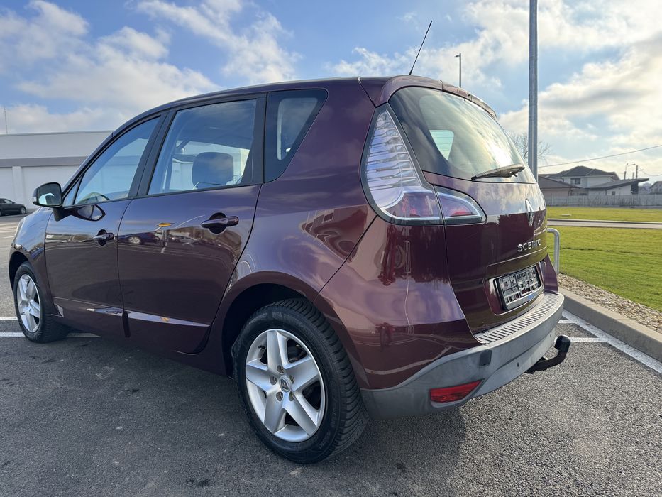 Renault Scenic 1.2 TCE 122000 km