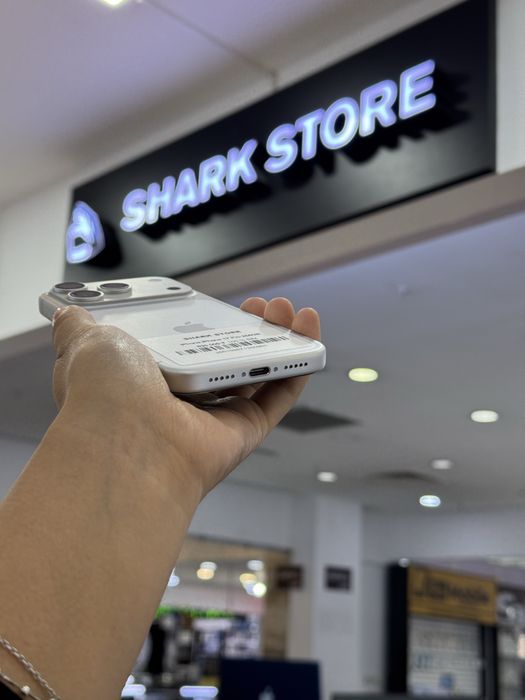 iphone 16 pro Shark Store