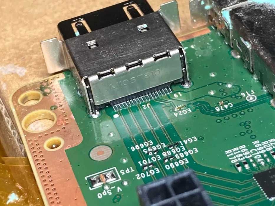 Reparații laptopuri și console Xbox / PlayStation – Arad