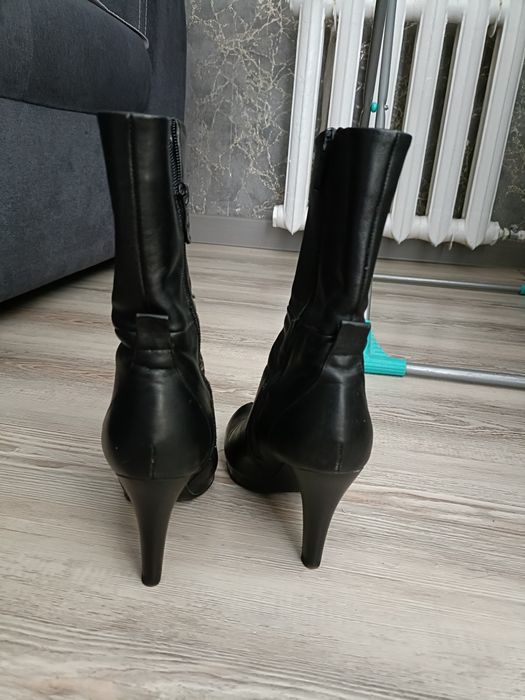 Продам сапоги кожаные