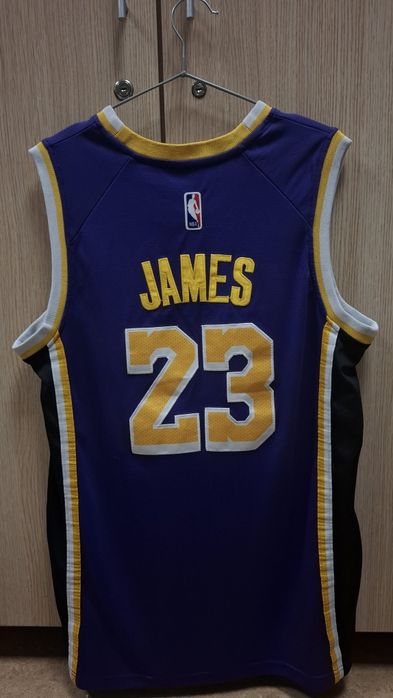 Джерси(Майка) баскетбольная, от команды Lakers, игрока Леброн Джеймса