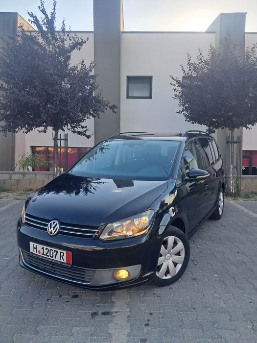 VOLKSWAGEN Touran 2012 — imagine 3