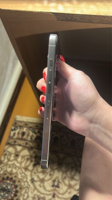 Продам iphone 16 pro max