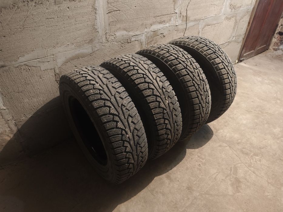 Продам замние шины