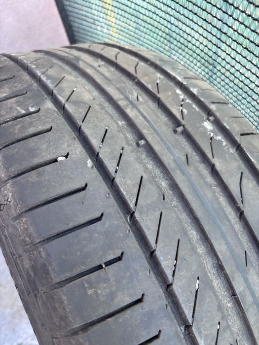 Anvelope 235/45R18