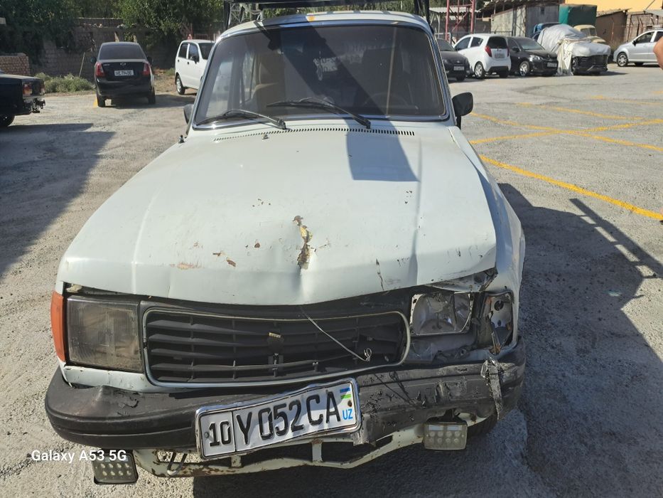 Volga Gaz 31029 srochna sotiladi