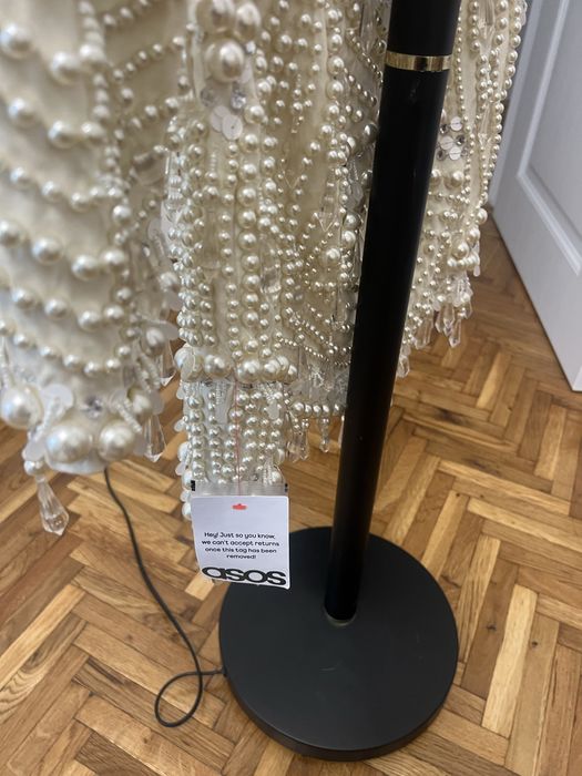 Vand rochie evenimente alb/crem lucrata manual