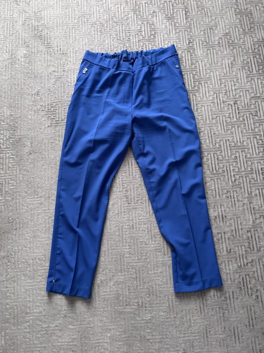 Отдам даром женскую одежду