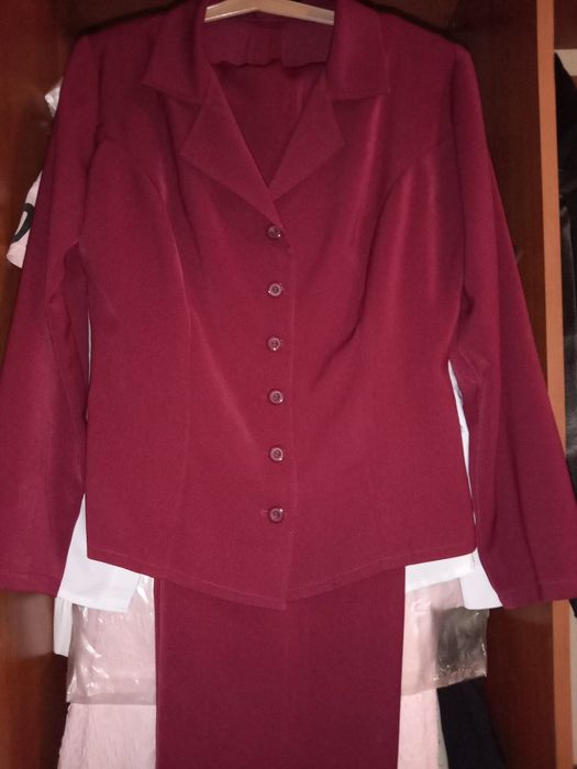 Костюм брючной  и платье